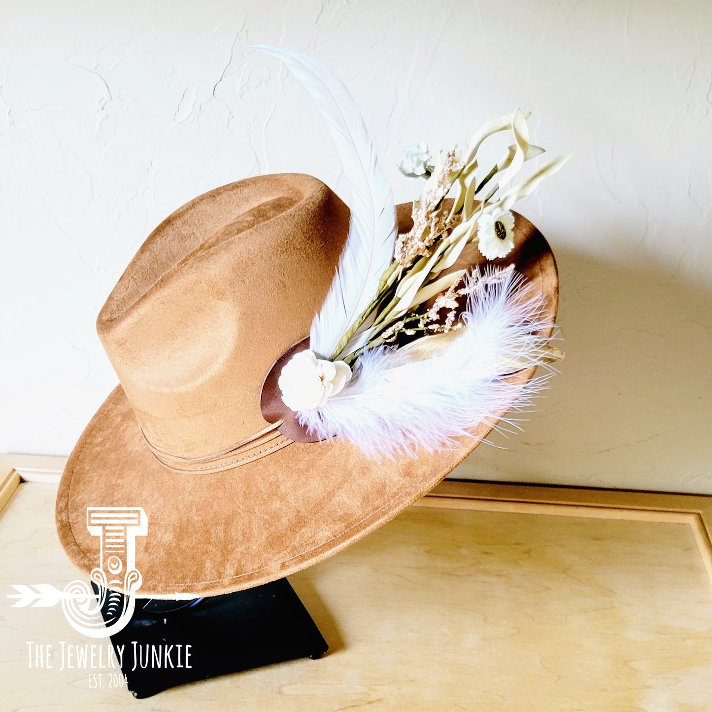 Boho Western Wedding Floral & Feather Bridsmaid Hat in Tan 984p