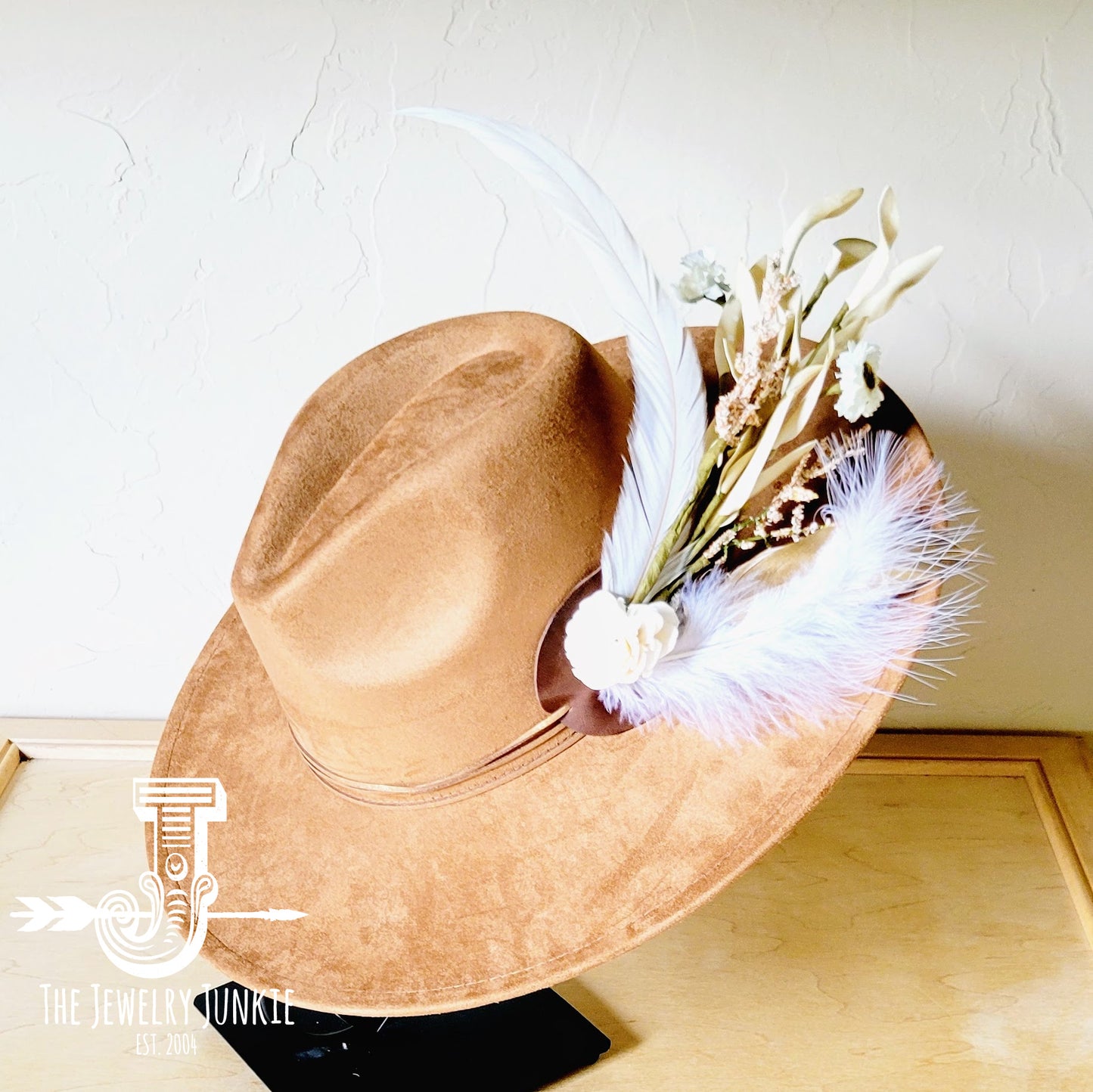 Boho Western Wedding Floral & Feather Bridsmaid Hat in Tan 984p